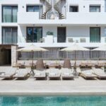 Barefoot Hotel